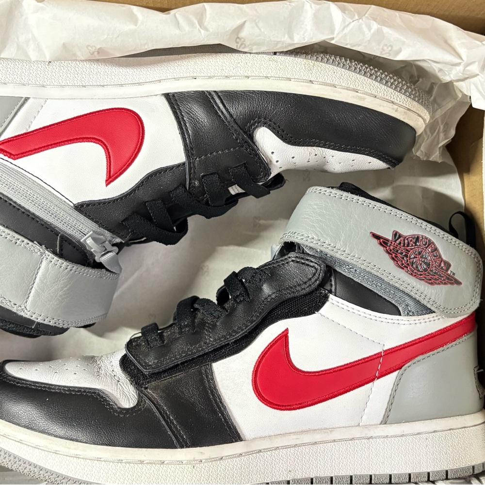 Nike Air Jordan 1 Hi FlyEase Black Gym Red White